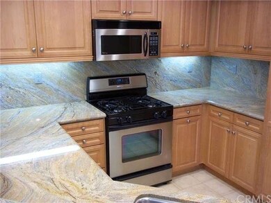 Premium granite and stainless steel appliances