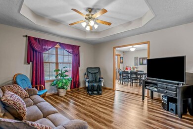 422 S Southgate Dr, Nixa, MO 65714 - photo 5