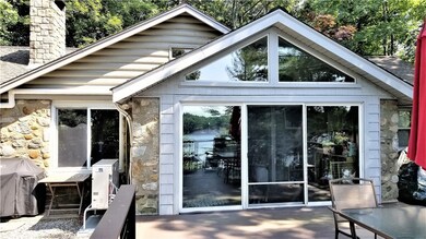 90 Ruff Stone Rd, Greenville, RI 02828 - photo 2