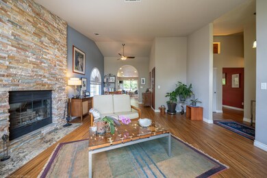 4316 Carlow Way-13