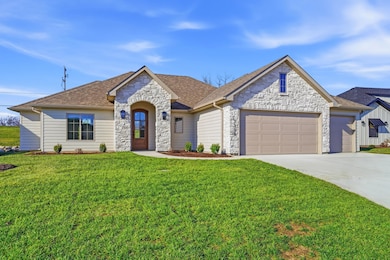 7316 W Golden Willow Dr, Columbia, MO 65202 - photo 2