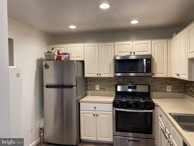 46876 Clarion Terrace unit 200, Sterling, VA 20164 - photo 3