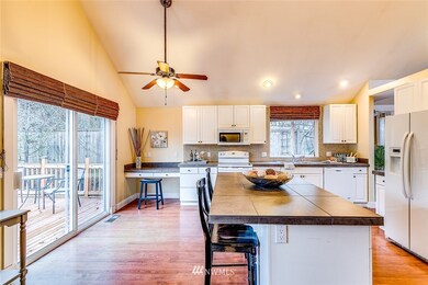 2135 Miss Ellis Loop NE, Poulsbo, WA 98370 - photo 7