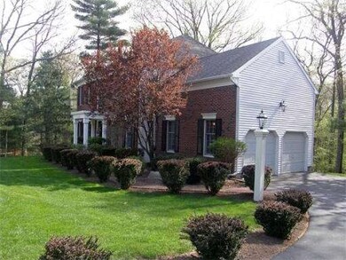 39 Charles River Dr, Franklin, MA 02038 - photo 2