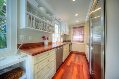 (6) 1121 Southard St-7