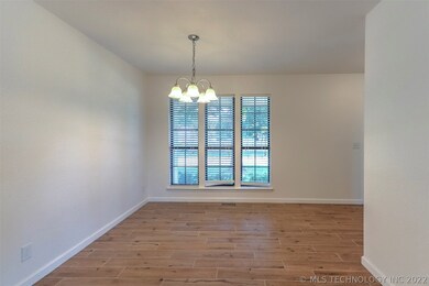 1205 W Quinton St, Broken Arrow, OK 74011 - photo 4