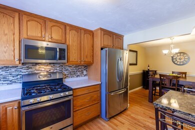 103 Gaslight Ln unit 103, North Easton, MA 02356 - photo 4