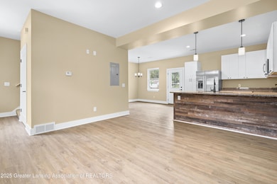 1217 W Saginaw St, Lansing, MI 48915 - photo 5