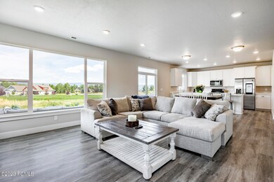 1124 Springer View Loop Unit 21 Midway U