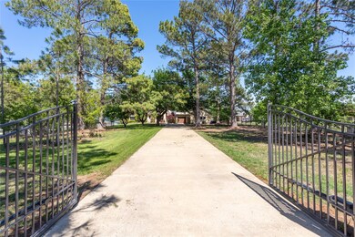 11604 Moran Rd, Azle, TX 76020 - photo 4