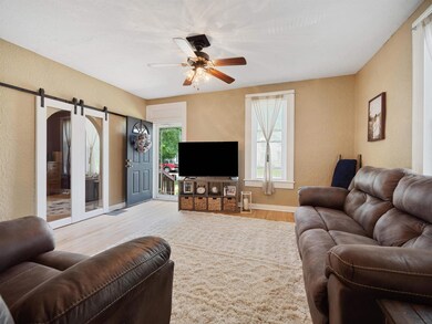 343 W 4th St, Auburn, IN 46706 - photo 4