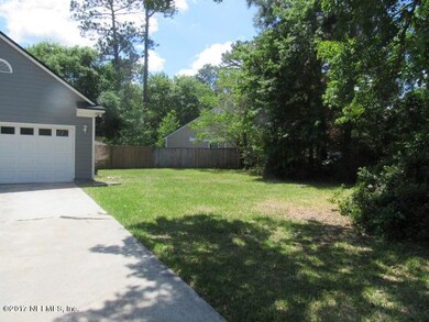 7838 Duckwood Ln, Jacksonville, FL 32210 - photo 2