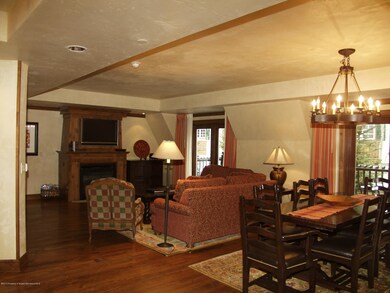 415 E Dean St Unit 42 Week 27, Aspen, CO 81611 - photo 3