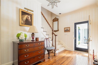 7 Rabbit Run, Glen Cove, NY 11542 - photo 2