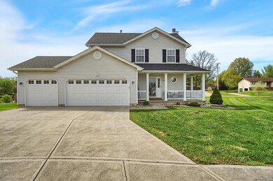 ABOVE GROUND POOL, FENCED, LARGE LOT!