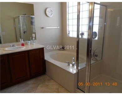Master Bath/Spa.