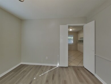 5711 Kiowa Timbers Dr, Humble, TX 77346 - photo 4