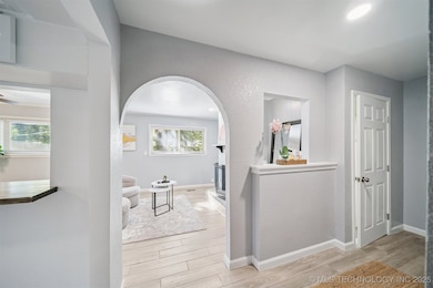 1558 E 59th Place, Tulsa, OK 74105 - photo 7