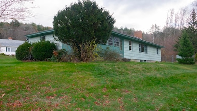 38 Woodwells Garrison Rd, Contoocook, NH 03229 - photo 3