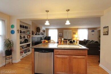 224 N Hudson St, Lowell, MI 49331 - photo 7