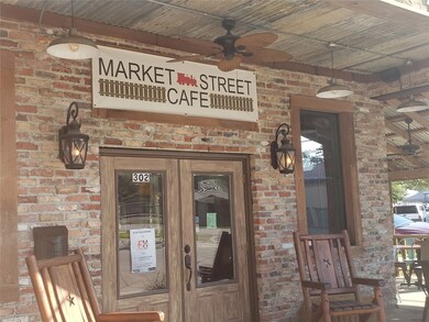 512 Kane St, Tomball, TX 77375 - photo 4