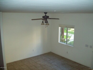 023-256679 - Living Room