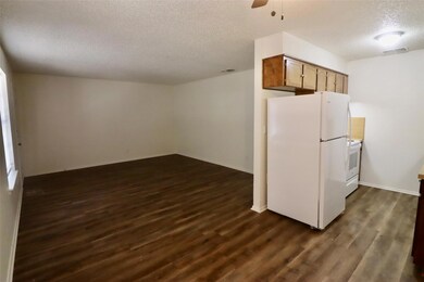 511 W Oak St unit 12, Weatherford, TX 76086 - photo 7