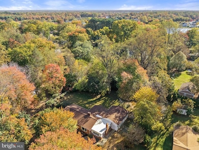 6741 Maxwell Ave, Warrenton, VA 20187 - photo 6