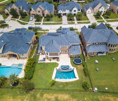 5823 Caspian Falls Ln, Fulshear, TX 77441 - photo 4