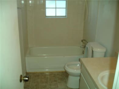 38145 Coast Blvd unit B, Slidell, LA 70458 - photo 5