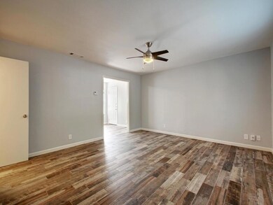 6209 Adalee Ave unit B, Austin, TX 78723 - photo 6