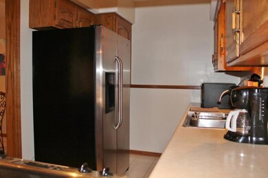 Wbroadway kitchen