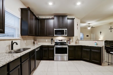 21210 Opal Oak Dr, Hockley, TX 77447 - photo 4