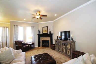 925 NW 195th Terrace, Edmond, OK 73012 - photo 5