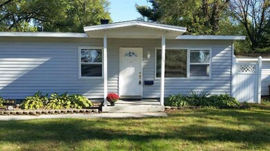 24 Sherwood Dr, Latham, NY 12110 - photo 2