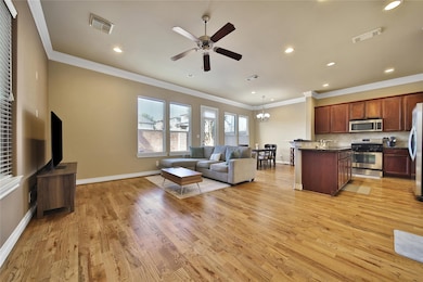 1113 Sherwood Trail, Houston, TX 77043 - photo 4