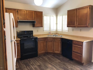 5533 W Cholla St, Glendale, AZ 85304 - photo 2