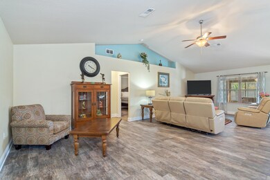 2338 Genevieve Way-04