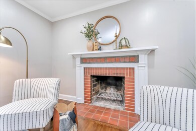 820 S Cassingham Rd, Columbus, OH 43209 - photo 5