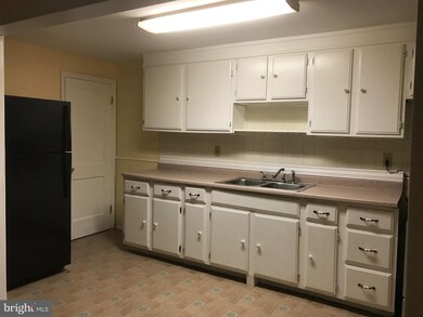 3804 Benson Ave, Halethorpe, MD 21227 - photo 5