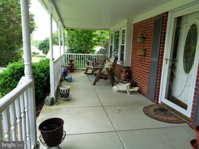 12605 Kernwood Ln, Bowie, MD 20715 - photo 3