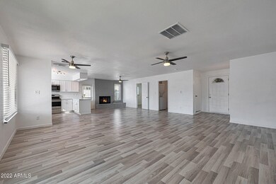7236 S Alder Dr unit 9, Tempe, AZ 85283 - photo 4