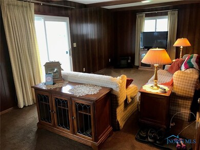 23559 W Hellwig Rd, Genoa, OH 43430 - photo 6