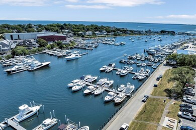 135 Scranton Ave unit 406, Falmouth, MA 2540 - photo 5