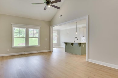 07-107-DSC_7736LRenfused