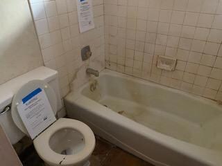 Main level bath