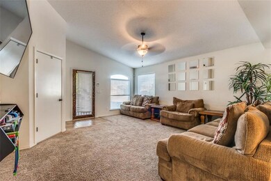 11572 Flor Liatris Dr, Socorro, TX 79927 - photo 4