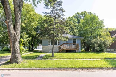 1525 12th St N-2.jpg