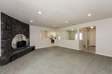 1816 Christopher Dr, Fort Worth, TX 76140 - photo 3