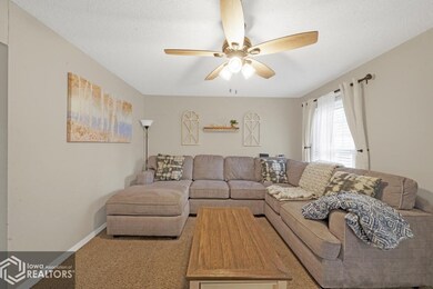 1900 Juniper Ct, Des Moines, IA 50320 - photo 5